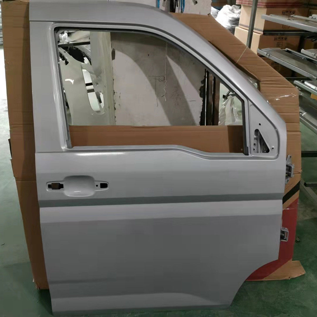 Suitable for Wuling Rongguang new truck door assembly original door panel single row double row sheet metal accessories silver paint