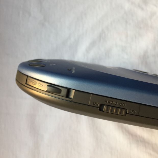 Máy nghe nhạc CD retro về nhà học tiếng Anh Máy nghe nhạc CD cầm tay gây sốt Walkman radio FM - Máy nghe nhạc mp3 máy nghe nhạc lossless