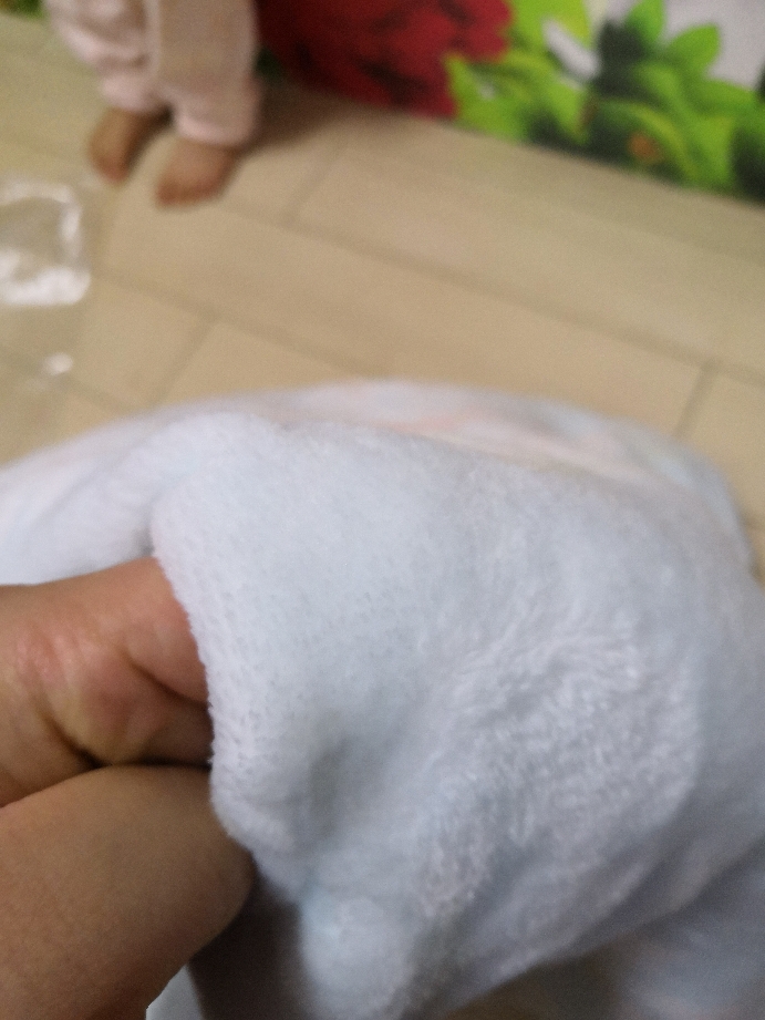 水星家纺 摩登KT法兰绒毛毯!