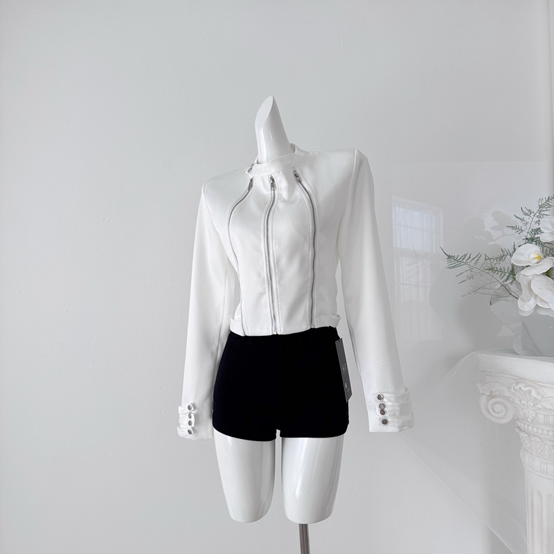 Silver-Winged Angel Ji-Soo's Same Style Satin Jacket in a Socialite Style Silver-Winged Angel Ji-Soo's Same Style Satin Jacket in a Socialite Style