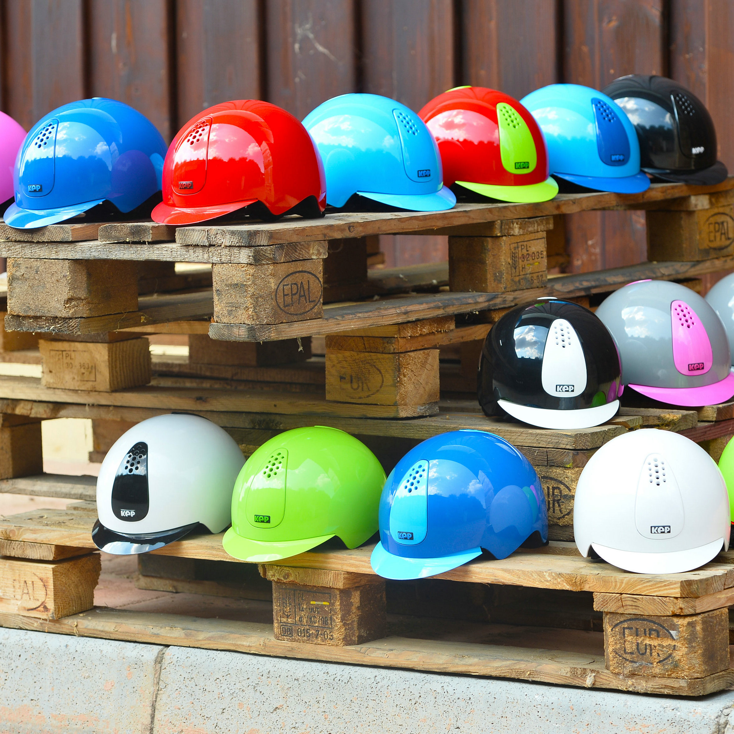 Italy KEP children's equestrian safety helmet obstacle safety helmet children's riding safety helmet children's safety helmet safety helmet