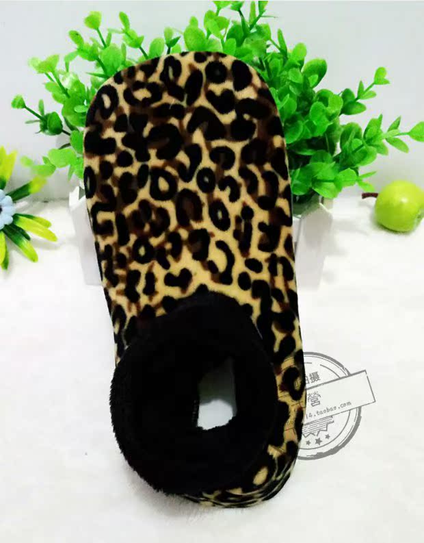Mùa thu và mùa đông vớ sàn dành cho người lớn silicone trong nhà trượt trung tâm giáo dục sớm vớ nam và nữ vớ sàn yoga cộng với nhung tất chống trơn cho bé