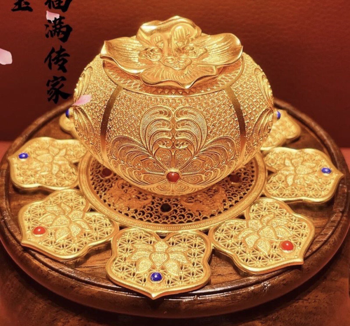 水贝金包银直销店