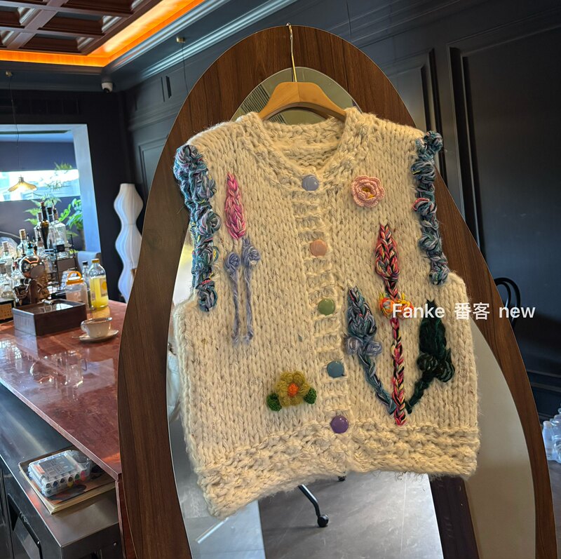 Plus-Size Korean Women's Clothing 2025 Winter Handmade Sweater Cream Style Sleeveless Knit Vest Jacket for Women