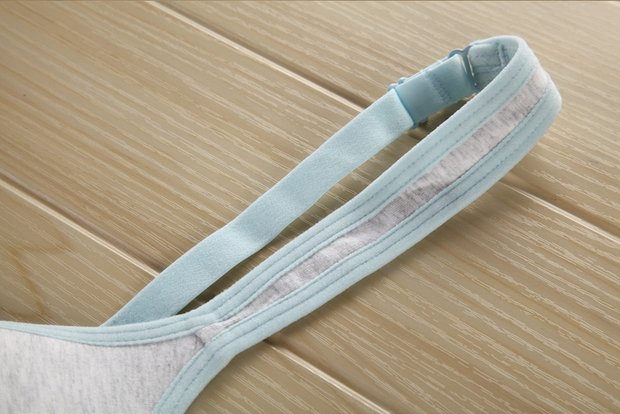 Ngày hè mỏng khuôn cốc cô gái áo ngực cỡ lớn phù hợp với thể thao không có vòng thép dậy thì đồ lót học sinh do lot