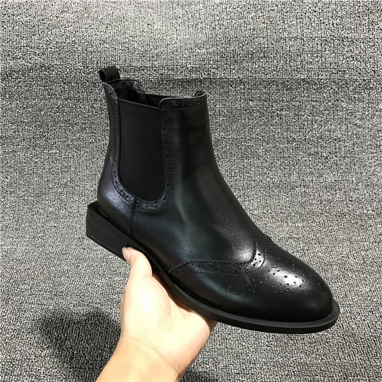 Autumn broken code new special price women's shoes leather pointed toe carved Brogue English mid-heel chunky heel women's ankle boots