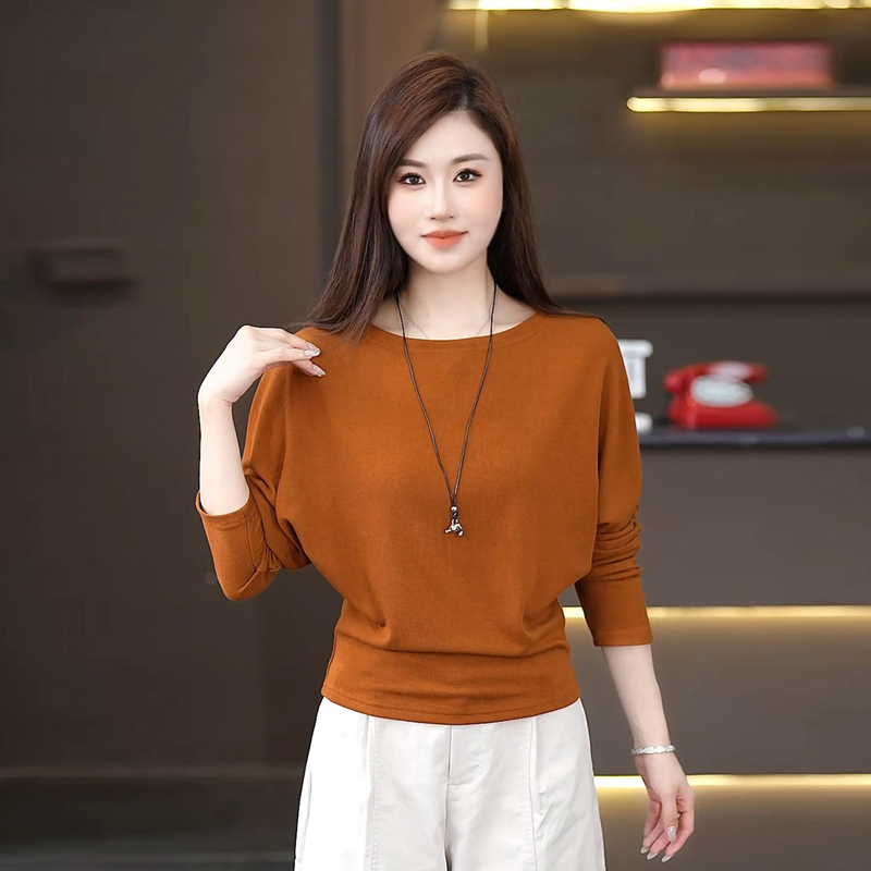 2026 Autumn New Loose Design Batwing Sleeve Long Sleeve T-Shirt for Women, Slimming and Versatile Outerwear Base Shirt Top 2026 Autumn New Loose Design Batwing Sleeve Long Sleeve T-Shirt for Women, Slimming and Versatile Outerwear Base Shirt Top