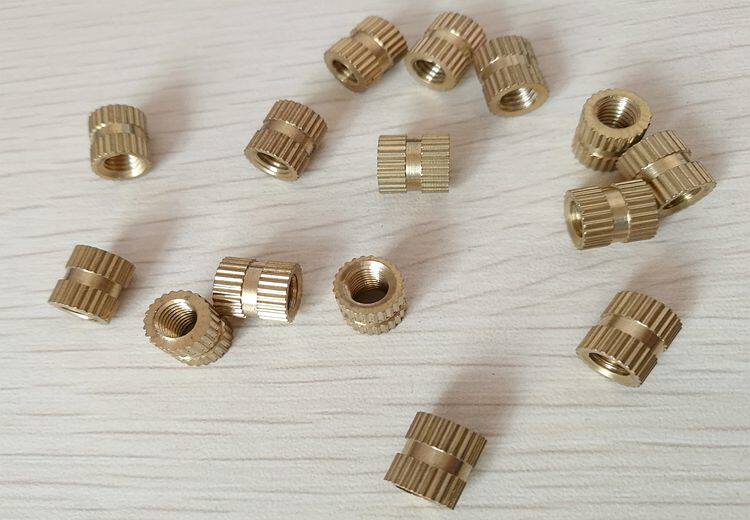 Copper inlaid parts Injection copper nut Copper embedded parts Copper knurled nut M4X4 5 6 7 8-20X6 3 7 3