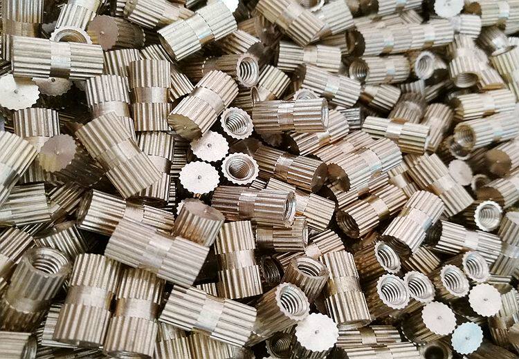 Type B copper insert blind hole injection moulded copper piece Single pass pre-buried copper flower mother M5X6 7 8 10 12X6 3 8 3