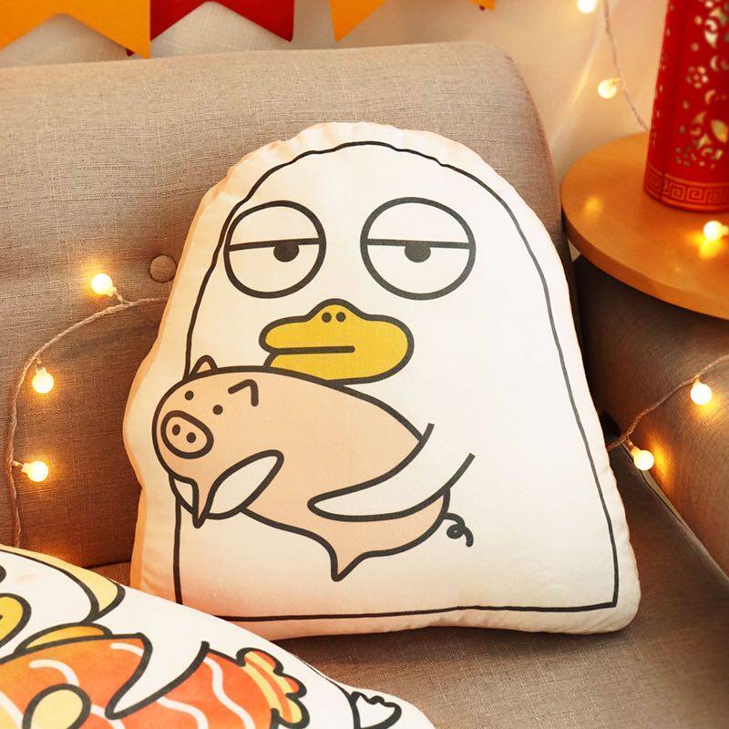 Full forehead with a pillow (with a pillow random or a cartoon hand towel