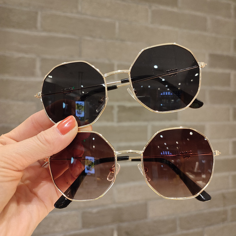 Children sunglasses Girl Sink sunglasses sunglasses sunglasses Anti-UV New Black kid girl baby going-Taobao