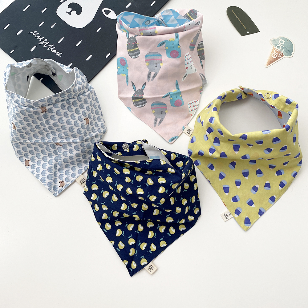 South Korea imports summer thin cotton cloth cartoon triangle double-sided saliva towel baby children baby bib