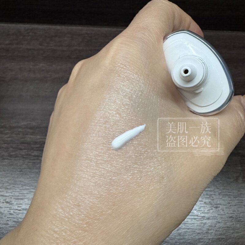 当阳光遇见肌肤,温柔守护是美的前提_防晒霜_淘宝美妆网