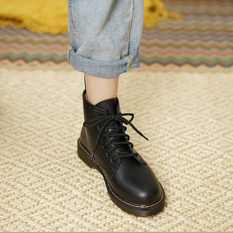 Full genuine leather Martin boots woman 2023 new Inren wind 6 holes short boots flat bottom 1460 Single boot 8 holes Classic single boot-Taobao