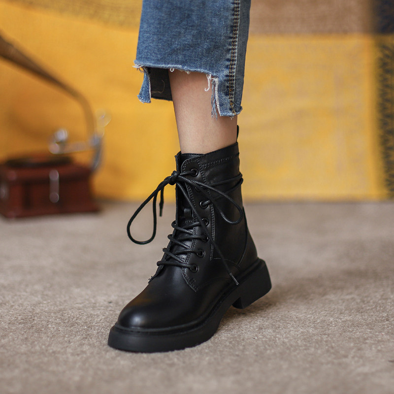 Handsome leather Martin boots woman 2021 new Inn Wind 100 ride Chains Cool students short boots spring single boots