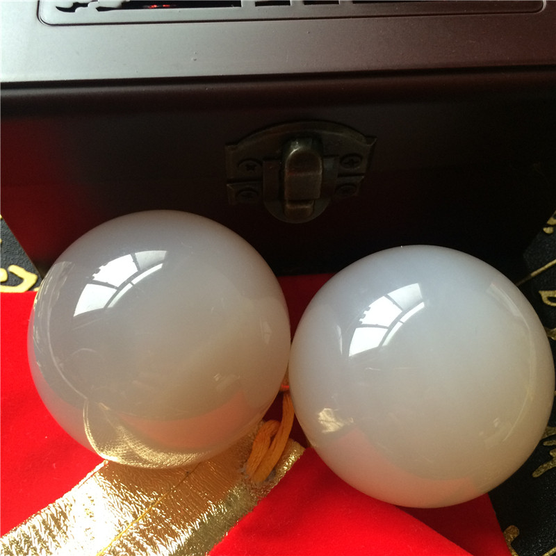 White jade fitness ball handball Manau blue water crystal ball hygienist ball man practice transfer to real heart ball to play ball wind water ball