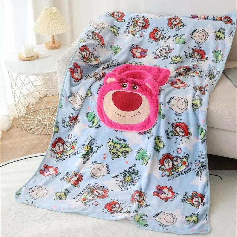 Cartoon Strawberry Pillow Blanket Two in-one Lovely Office Nap Carpet Carpet Carpet Luncheon Folding Quest