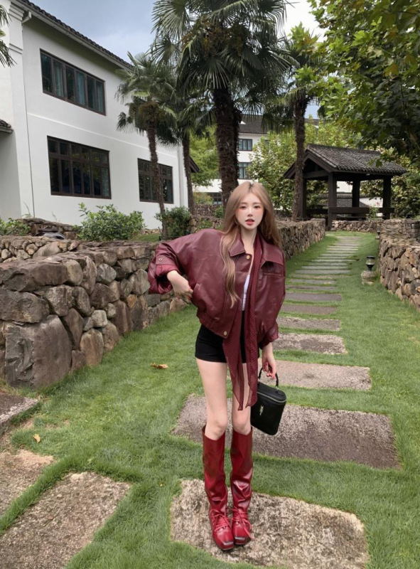 Retro Motorcycle Style Burgundy Leather Jacket for Women 2026 Autumn European and American Fashionable Matte Leather Jacket Outerwear for Women