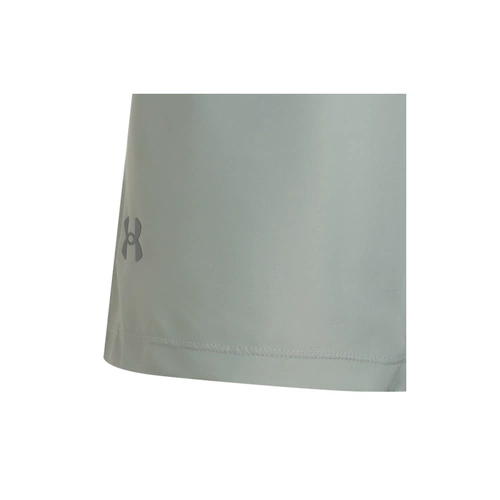 И официальный официальный UA запустить два -дюймовые спортивные шорты 1382641