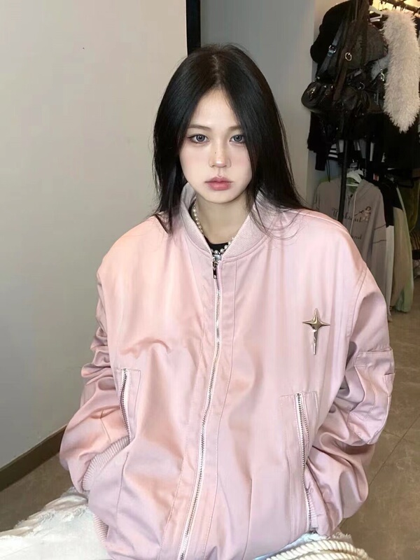 2026 New Barbie Pink Jacket for Women, Autumn Design, High-End Feel, Eye-Catching, Loose-Fitting American-Style Bomber Jacket, Baseball Uniform