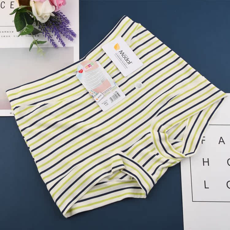 Đầy đủ 4 mảnh lụa cô gái đồ lót sọc cao eo lớn không có dấu vết tam giác nữ quần lót nữ cho người cao tuổi