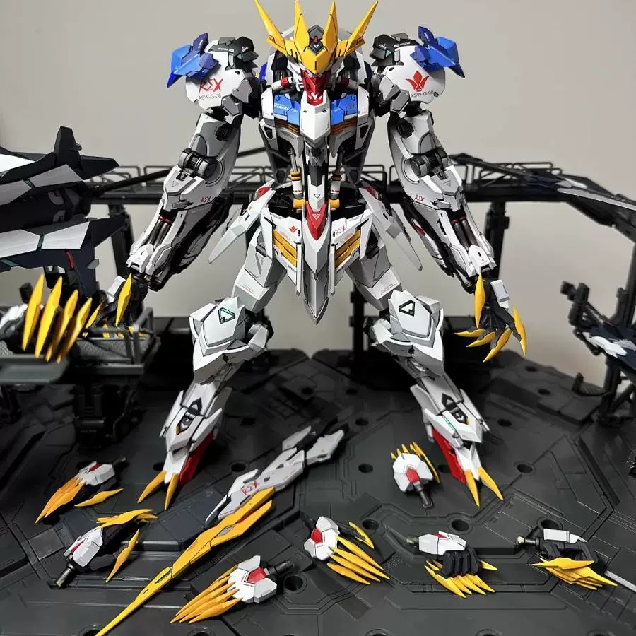 SGK re -engraved labzero 1/100 Barbatos Emperor Emperor Wolf King 2.0 GK changes