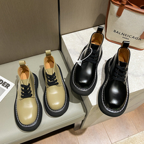 tu bv boots genuine leather thick bottom Martin boots 2022 new Inlan wind strap big head bulls oil fruit short boots Chains