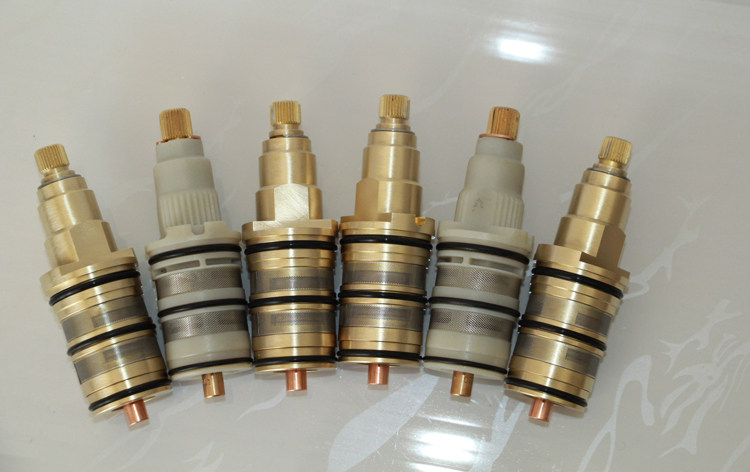 Cole thermostatic valve core Morne thermostatic valve core race track thermostatic valve core ten thousand resistant thermostatic valve core full copper valve core