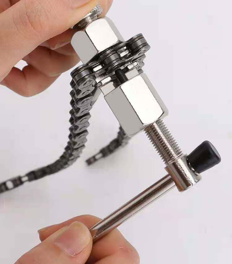 Mountain Highway self-propelled folding car truncatter chain disassembly of chain-chain instrumental unloading chain derailleur mounting tool