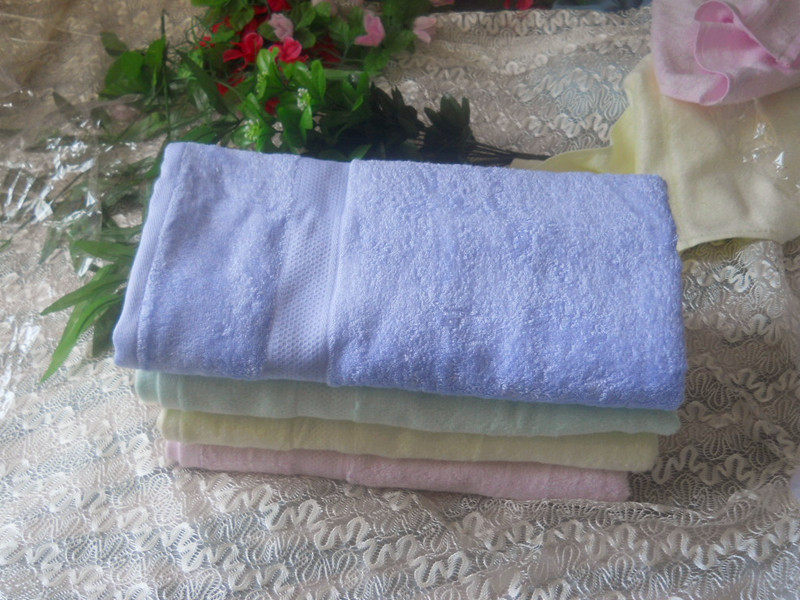 High-quality bamboo fiber bath towel towel 70*140 super soft, strong water absorption, loss-making clearance