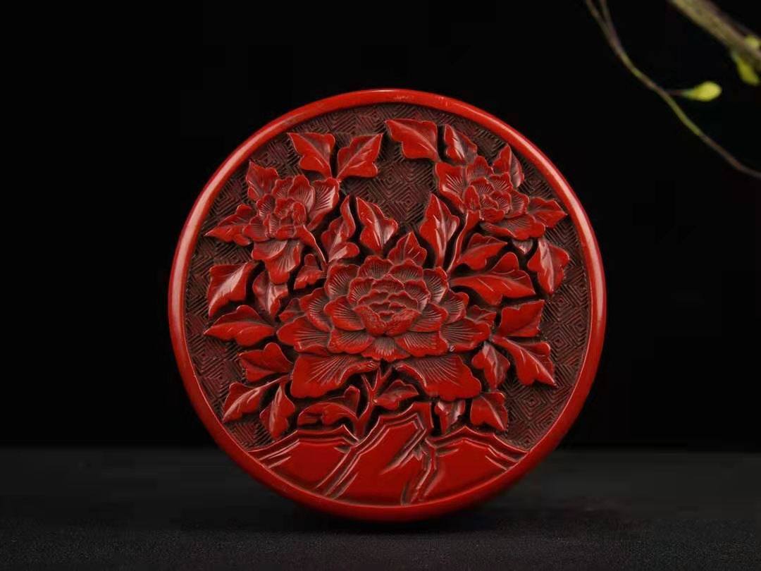 Folk Collection Old and red lacquered ware jade Hall Fugui containing box diameter 14 cm