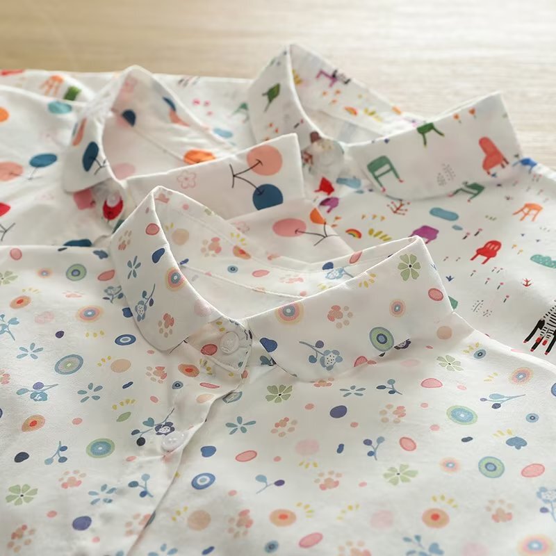 Japanese-Style Literary and Artistic Fresh Cartoon Floral Loose Cotton Shirt for Women, Long-Sleeved Base Shirt, Student Top, Trendy for Autumn