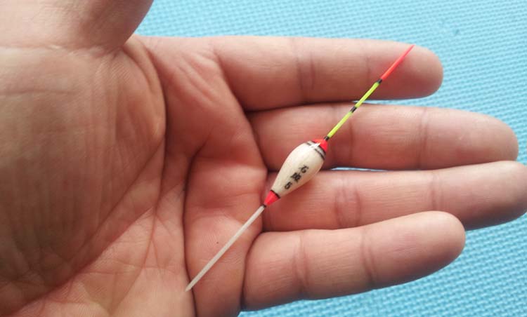 Ultra-short grass hole drifting winter special ice fishing drifting fish floating floating standard fishing gear fishing accessories Balshan crucian carp drift