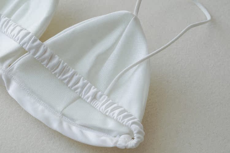 Sâu V Mở Lại Mỏng Áo Ngực Mỏng Sling Tam Giác Cup Mỏng Cotton Cup Màu Rắn Nữ Không Có Thép Nhẫn Sexy Bikini Đồ Lót