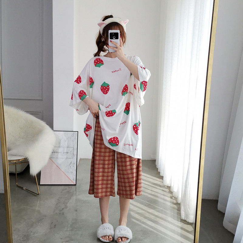 ins strawberry pure cotton pyjamas woman plus hypertrophy T-shirt 7-pants suit summer fat MM pregnant woman loose house suit-Taobao