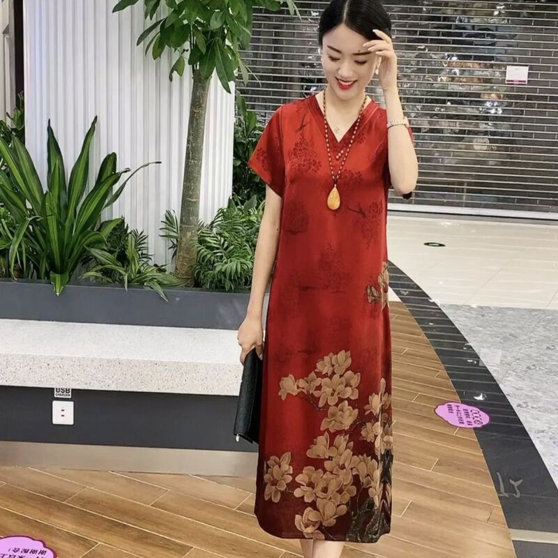New Summer Loose-Fitting Slimming Long Mulberry Silk Dress for Middle-Aged and Elderly Women, Super Drapey and Stylish Over-The-Knee Dress