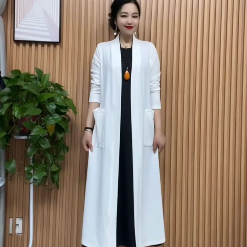 Spring and Summer Fashionable and Versatile Long-Sleeved Sun-Protective White Cardigan, Solid Color, Long Style, Loose and Stretchy for Middle-Aged Women