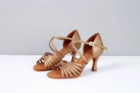 Цвет пальмового масла 7,5 подковы каблуки