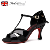 Черная ярко -кожаная подкова красного нижнего и 5,5 см. Танцор