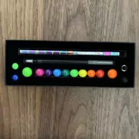 Маленькая коробка цветная ручка