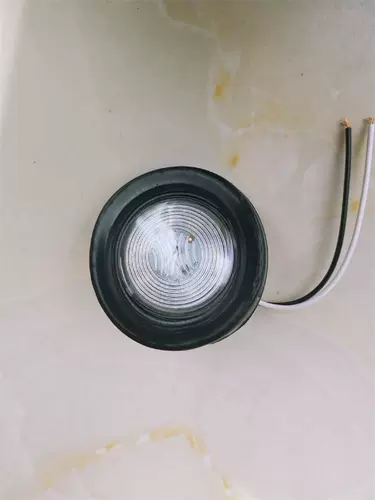 24 В грузовик Светодиодный боковой прицел 2 -дюймовый середина грузового скелета Небольшая круглая лампа/рельсовая панель боковая световой запас, боковой боковой свет