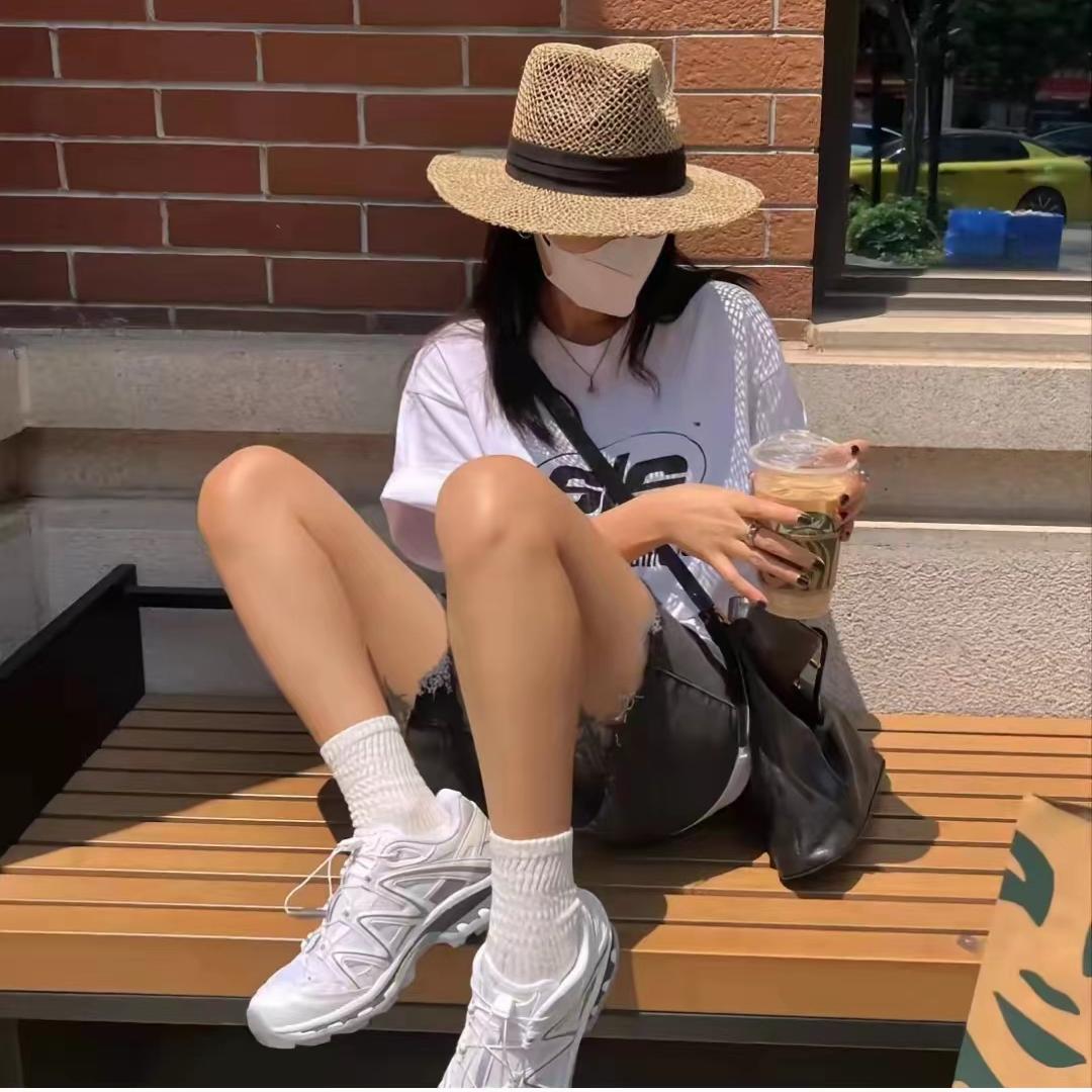 卉铭服饰实拍 定制牛仔店