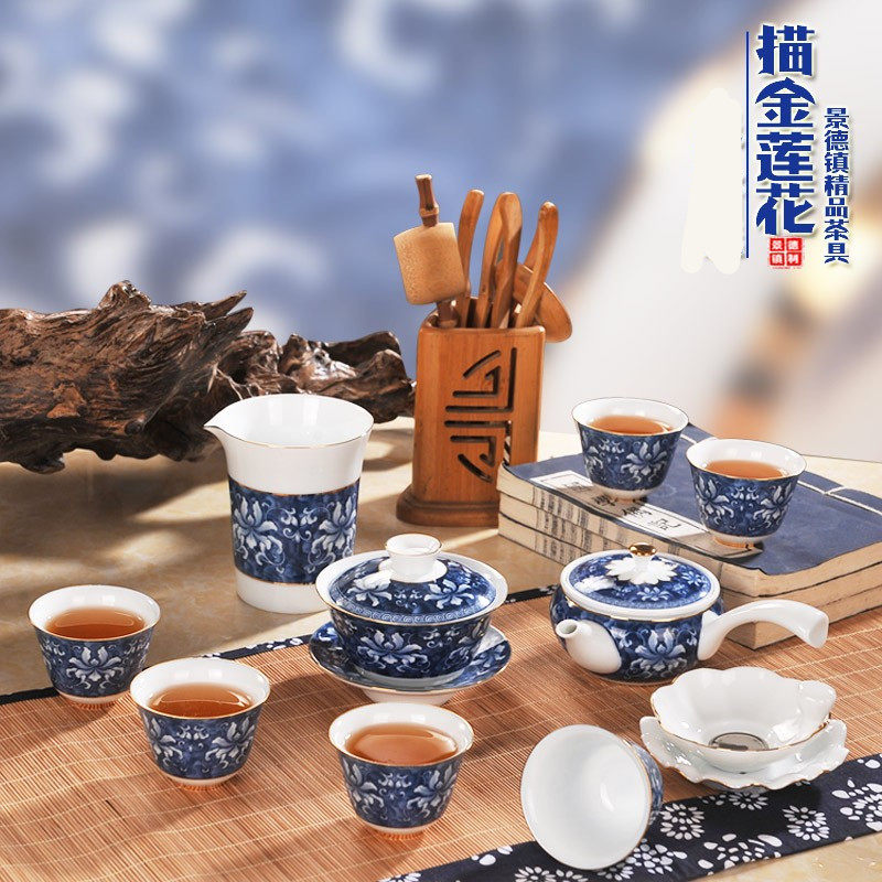 Jingdezhen blue and white porcelain complete set of kung fu tea set set hand-painted gold ceramic tea set complete set of high-end gifts into art