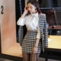 Áo hai dây mùa thu mới của phụ nữ Thời trang Hàn Quốc Slim houndstooth phù hợp với áo khoác len hông áo khoác da nữ