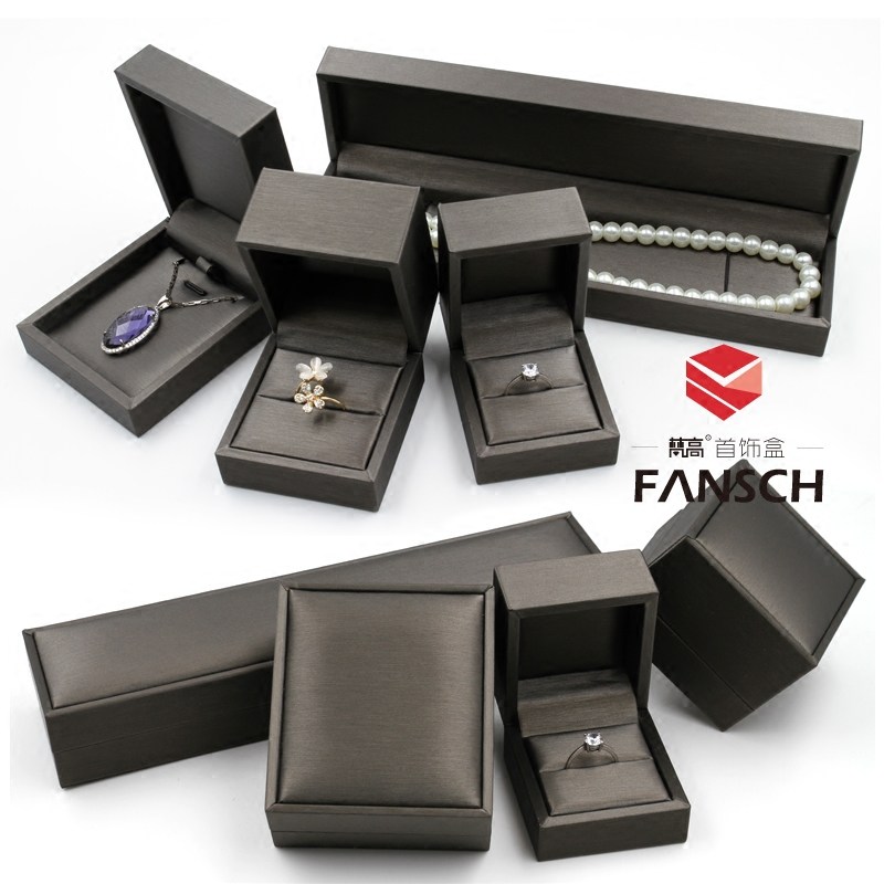Jewelry box custom high-grade jewelry box custom logo diamond ring box Ring box Dark gray pendant necklace box Bracelet box
