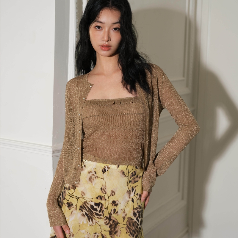 French-Style High-End Gold Thread Shimmer Short Cardigan for Women, New Spring Model, Exquisite, Slimming, Skin-Friendly Base Shirt Jacket for Women French-Style High-End Gold Thread Shimmer Short Cardigan for Women, New Spring Model, Exquisite, Slimming, Skin-Friendly Base Shirt Jacket for Women