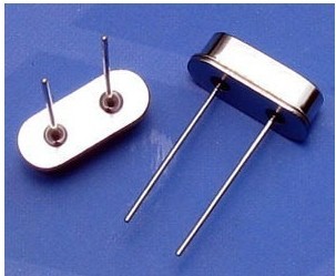 In-line crystal oscillator 21 47727MHZ HC-49S passive crystal oscillator in-line with two feet