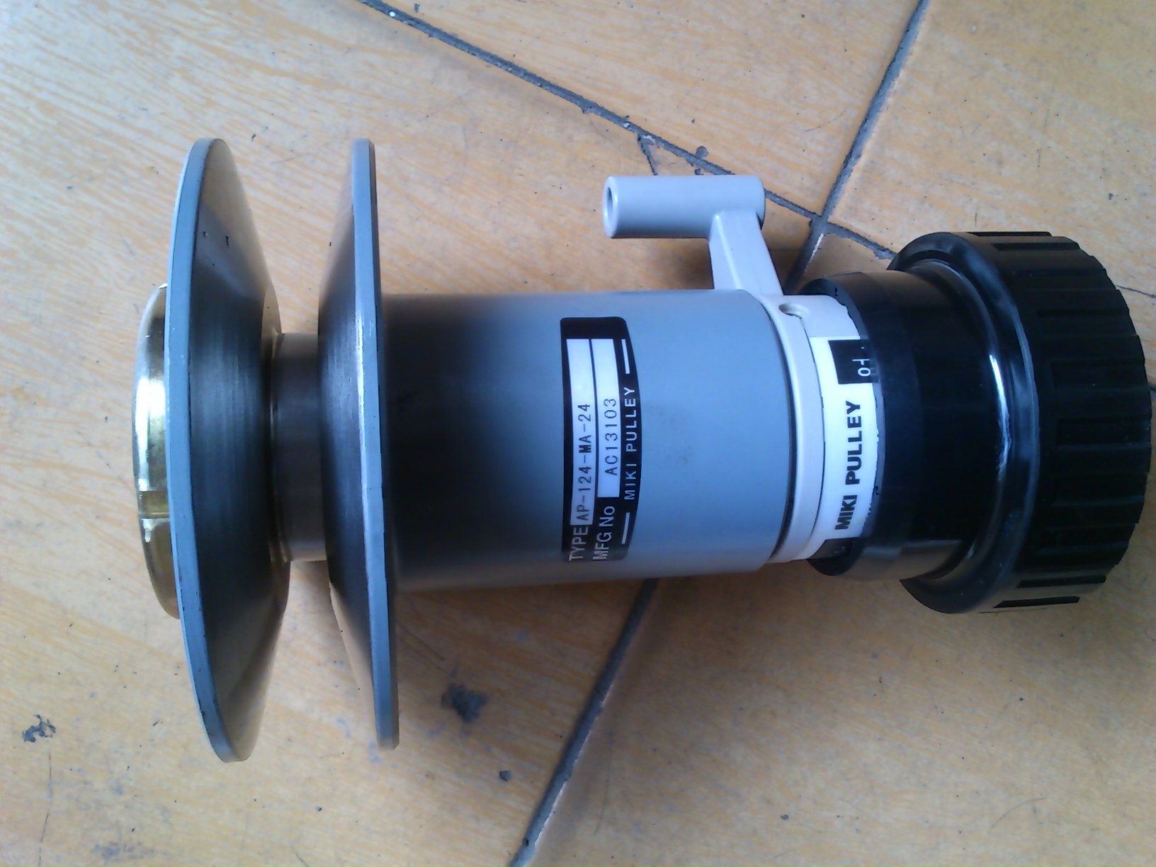 Tapered bush AP-124-MA-19-24AP-86-MA-11P-98-A Miki stepless transmission negotiation