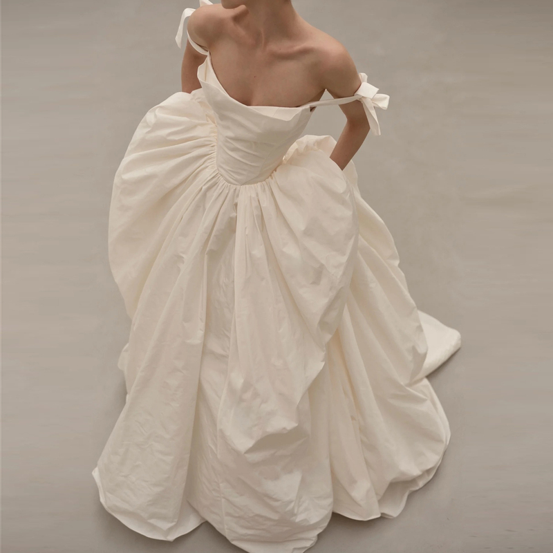 Empress Dowager One-Shoulder Vintage Light Wedding Dress Retro Elegant Reception Dress Simple Travel Photography Light Gauze Dress for Women Empress Dowager One-Shoulder Vintage Light Wedding Dress Retro Elegant Reception Dress Simple Travel Photography Light Gauze Dress for Women