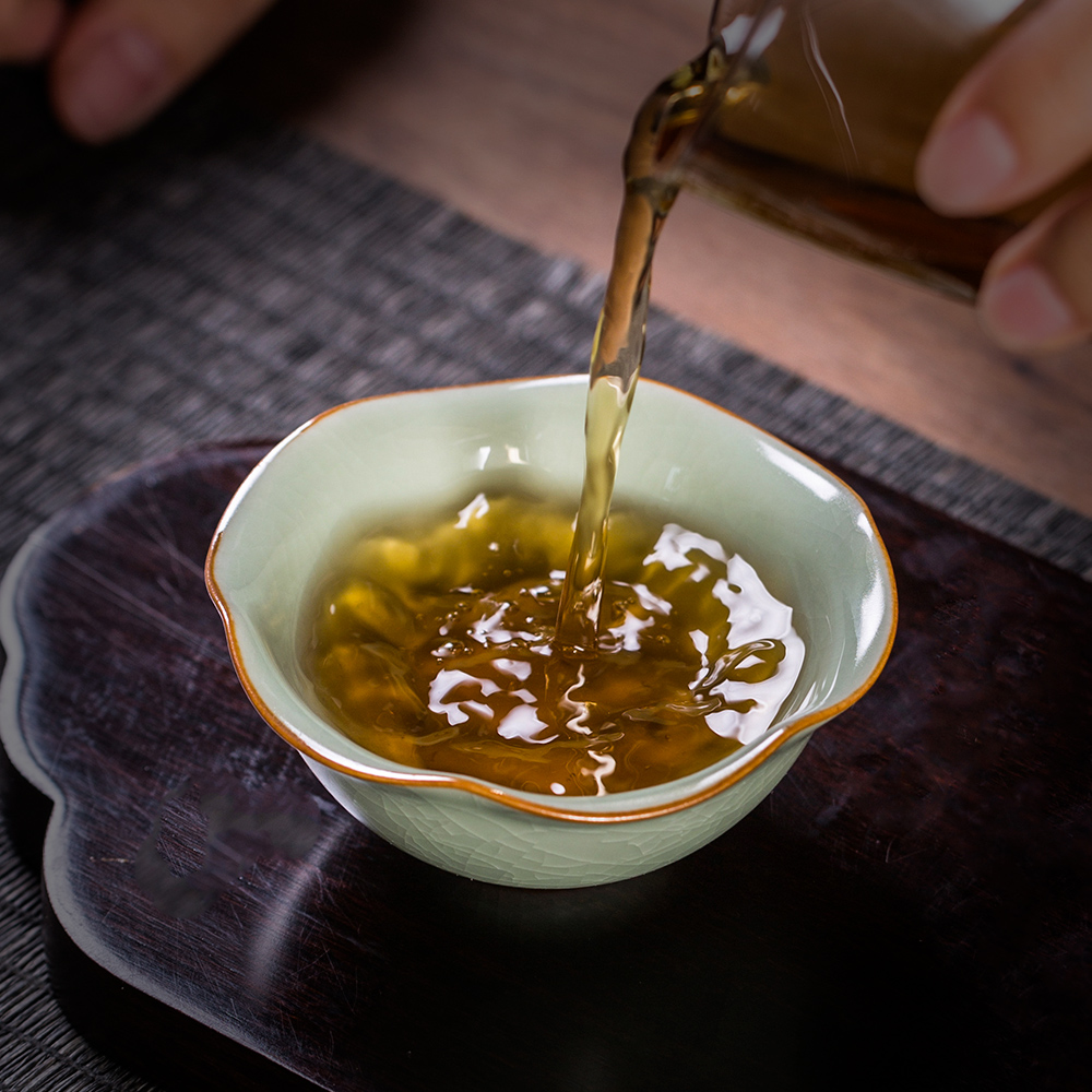 Open the slice your up kung fu tea cups can raise the master cup single cup sample tea cup creative manual single single ceramic tea set